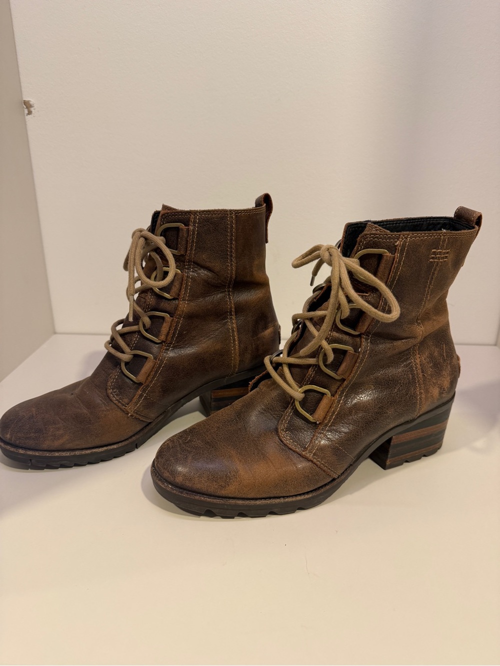 Sorel Brown Leather Lace-Up Ankle Boots - Picture 2 of 6